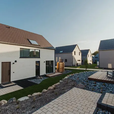 Ferienhaus Neu Rügen Resørt Großzügige, Gemütliche Doppelhaushälfte Rasmus Mit Terrasse *
