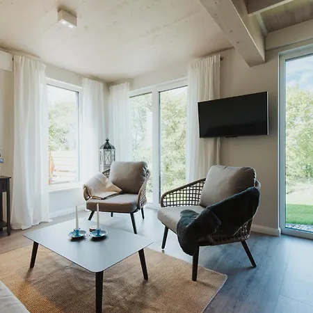 Ferienhaus Neu Rügen Resørt Großzügige, Gemütliche Doppelhaushälfte Rasmus Mit Terrasse