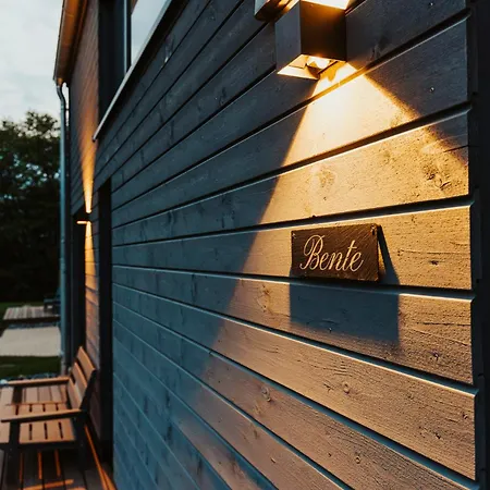 Ferienhaus Neu Rügen Resørt Großzügige, Gemütliche Doppelhaushälfte Rasmus Mit Terrasse